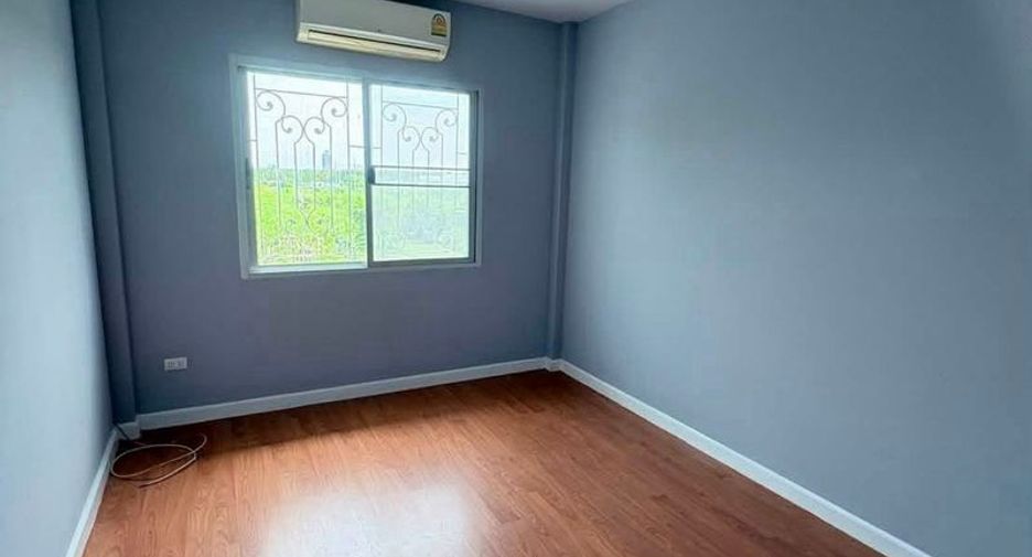 Haus zur Miete mit 3 Zimmer in Mueang Chon Buri, Chonburi