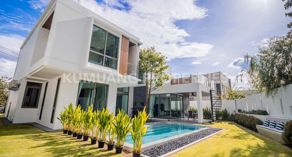 For rent 5 bedrooms house in Mueang Chiang Mai, Chiang Mai