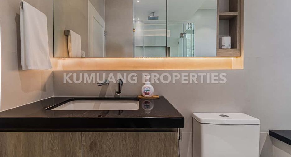 For rent 5 bedrooms house in Mueang Chiang Mai, Chiang Mai