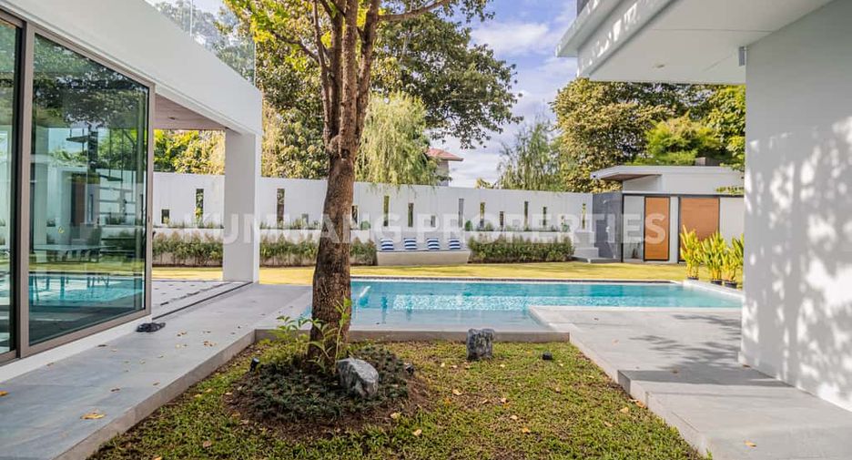 For rent 5 bedrooms house in Mueang Chiang Mai, Chiang Mai