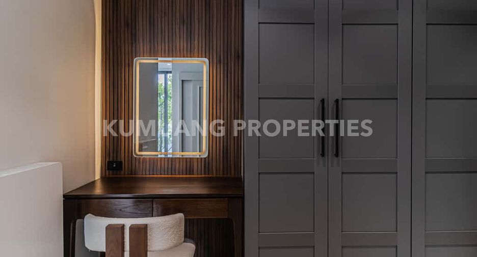 For rent 5 bedrooms house in Mueang Chiang Mai, Chiang Mai