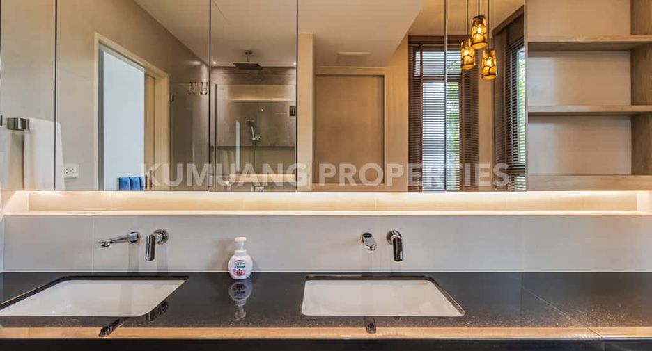 For rent 5 bedrooms house in Mueang Chiang Mai, Chiang Mai