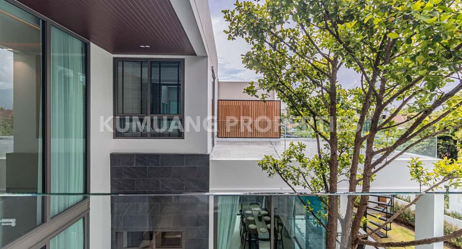For rent 5 bedrooms house in Mueang Chiang Mai, Chiang Mai