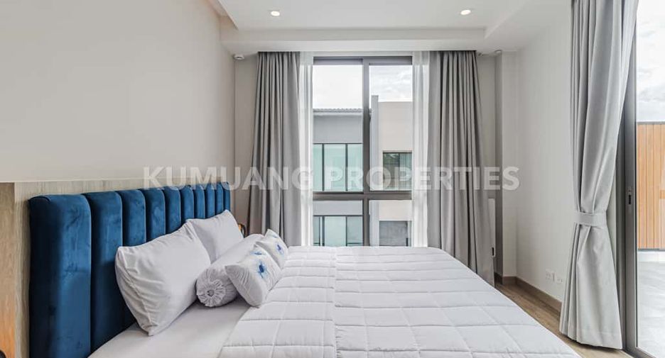 For rent 5 bedrooms house in Mueang Chiang Mai, Chiang Mai