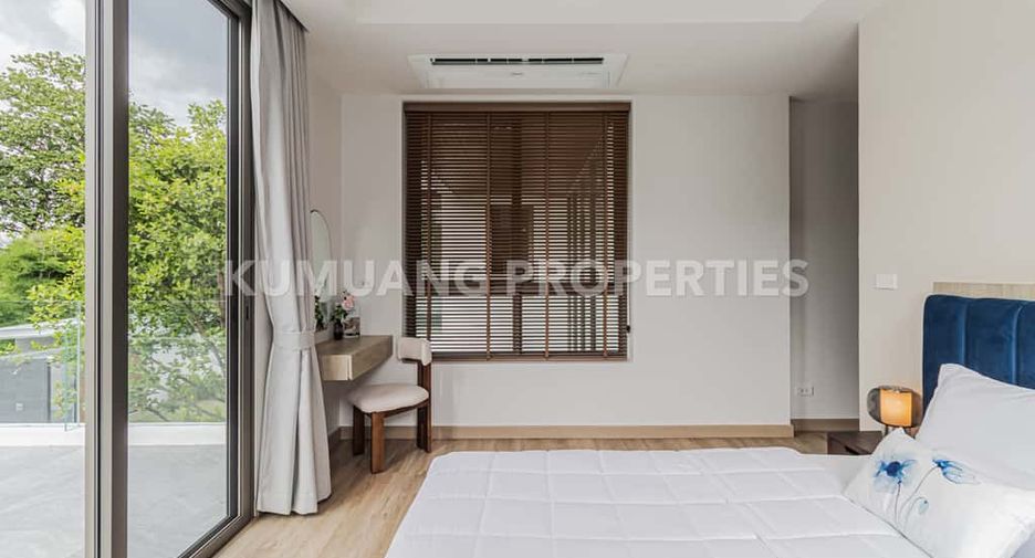For rent 5 bedrooms house in Mueang Chiang Mai, Chiang Mai