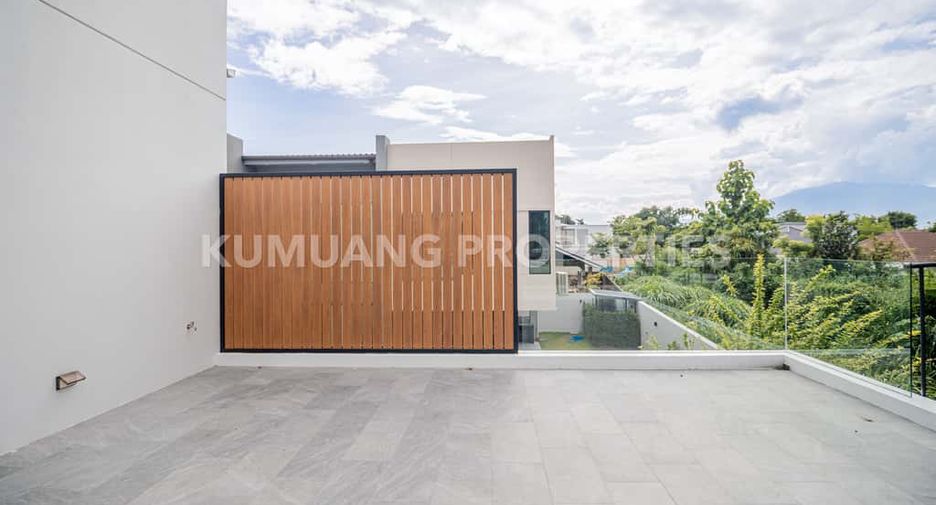 For rent 5 bedrooms house in Mueang Chiang Mai, Chiang Mai