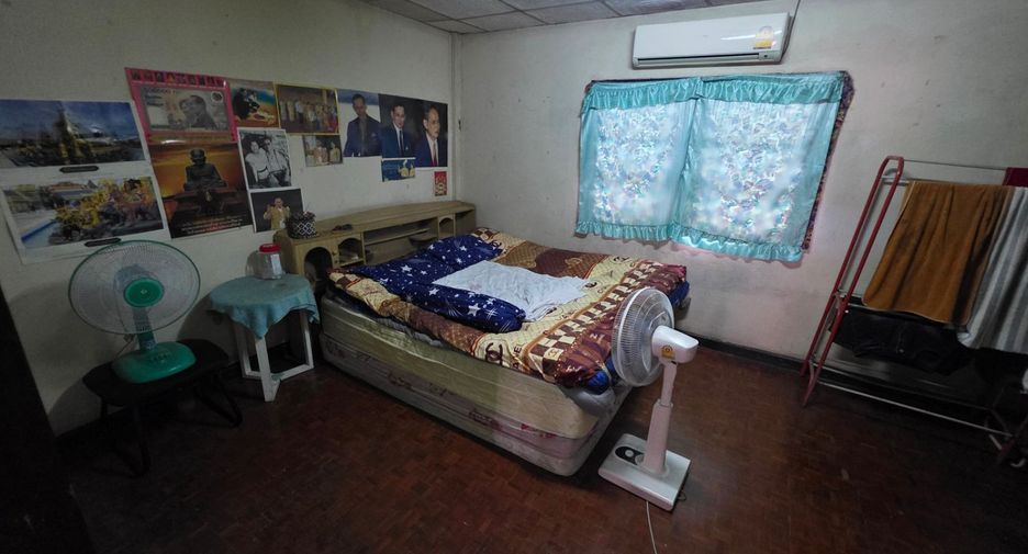 Reihenhaus zum Kauf mit 2 Zimmer in Bang Bua Thong, Nonthaburi