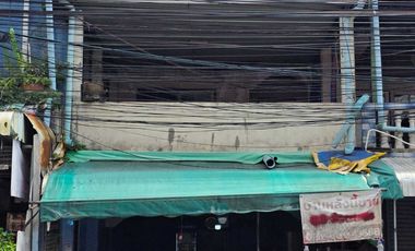 Reihenhaus zum Kauf mit 2 Zimmer in Bang Bua Thong, Nonthaburi