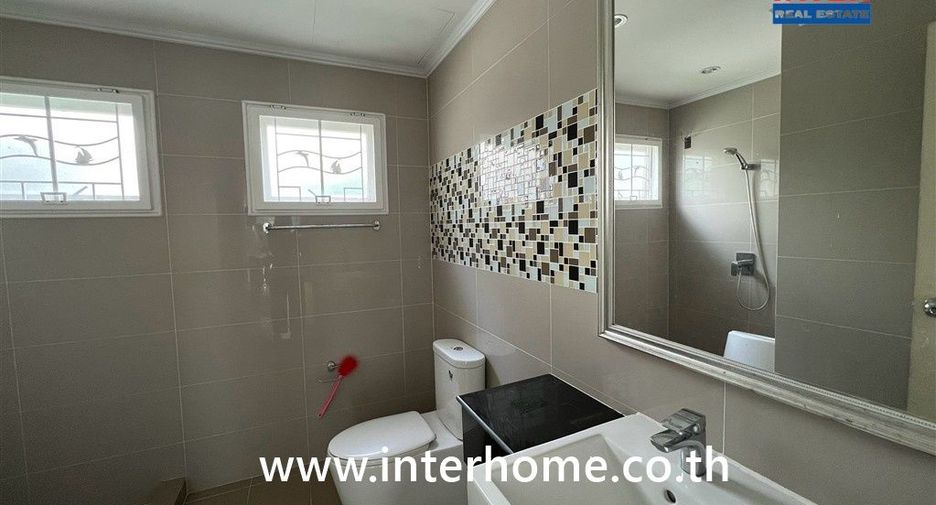 For sale 4 ベッドルーム house in Bang Phli, Samut Prakan
