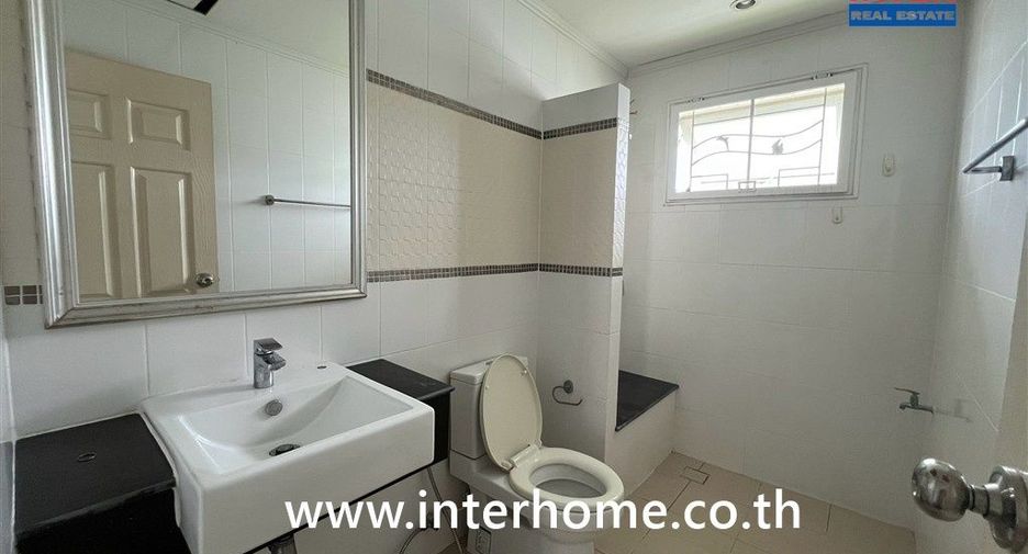 For sale 4 ベッドルーム house in Bang Phli, Samut Prakan