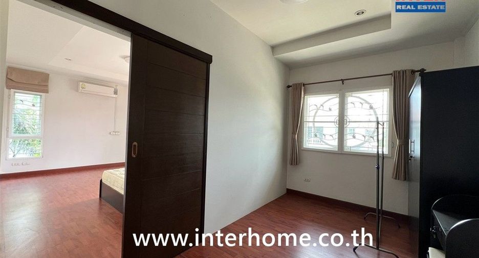 For sale 4 ベッドルーム house in Bang Phli, Samut Prakan