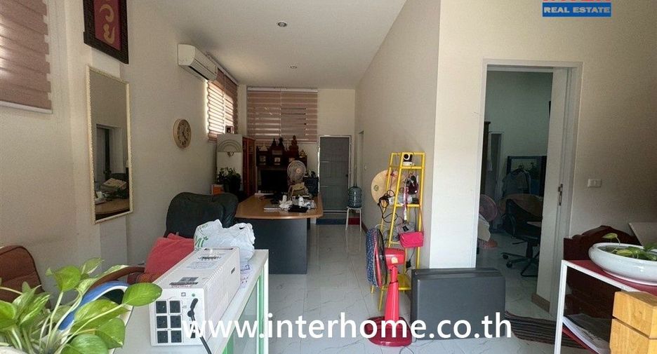 For rent そして for sale 4 ベッドルーム house in Mueang Nonthaburi, Nonthaburi