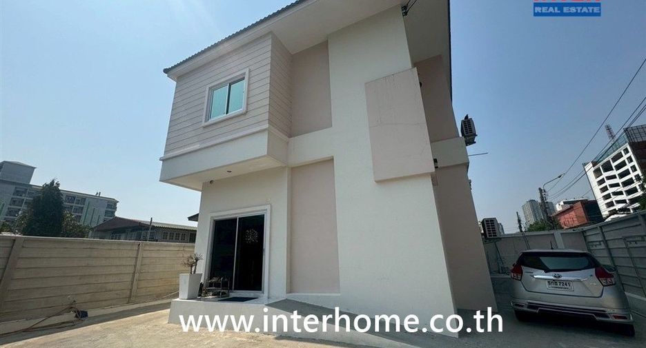 For rent そして for sale 4 ベッドルーム house in Mueang Nonthaburi, Nonthaburi