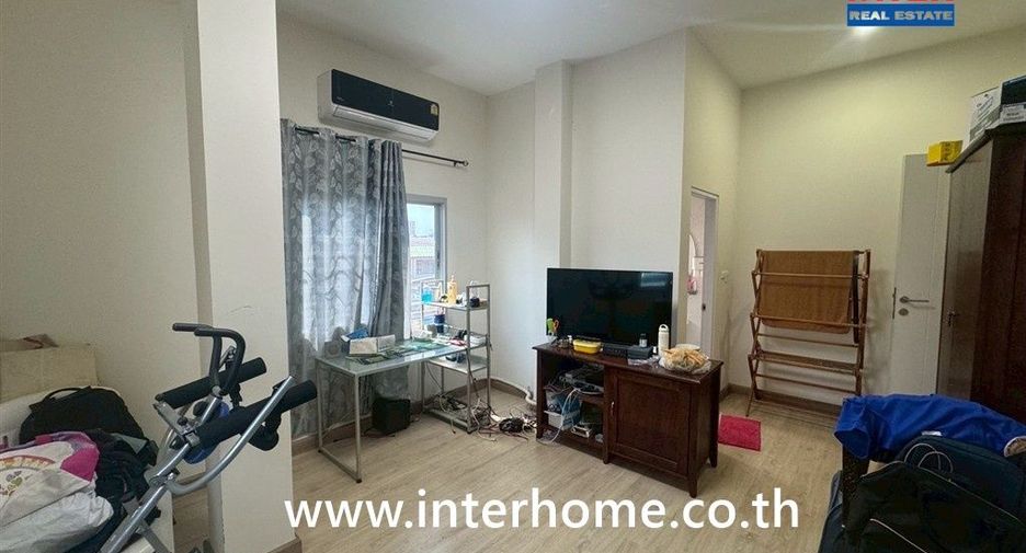 For rent そして for sale 4 ベッドルーム house in Mueang Nonthaburi, Nonthaburi
