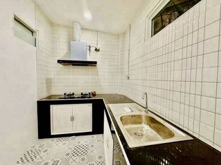 À vendre 3 chambres maison de ville à Si Racha, Chonburi
