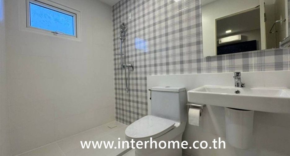 For sale 3 bedrooms house in Phra Samut Chedi, Samut Prakan
