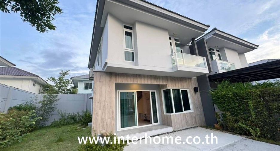 For sale 3 bedrooms house in Phra Samut Chedi, Samut Prakan