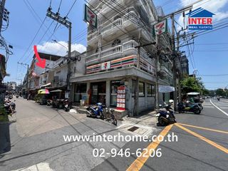 À vendre 2 chambres maison de ville à Sathon, Bangkok