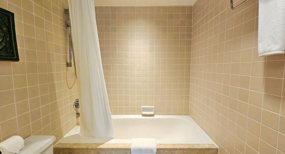 For rent 2 bedrooms serviced apartment in Sathon, Bangkok