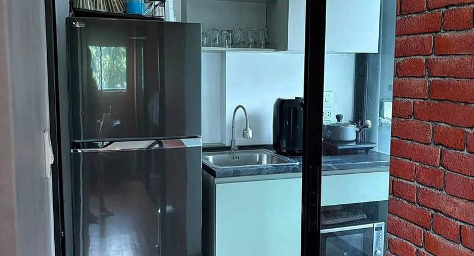 Condo en venta de 1 habitaciones en Si Racha, Chonburi