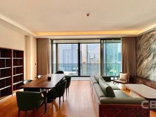 À vendre 2 chambres condo à Khlong Toei, Bangkok