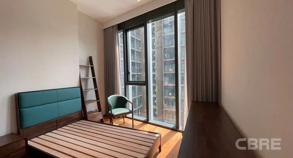 For sale 2 bedrooms condo in Khlong Toei, Bangkok