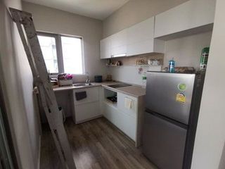 À vendre 1 chambre condo à Bang Khun Thian, Bangkok