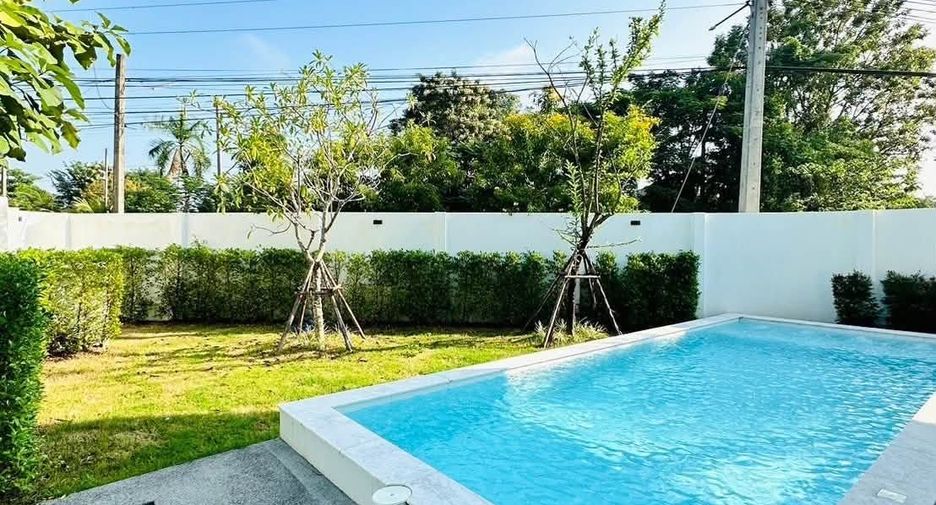 For rent 4 bedrooms villa in Hang Dong, Chiang Mai