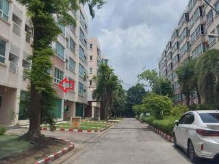 For sale 2 bedrooms condo in Wang Thonglang, Bangkok