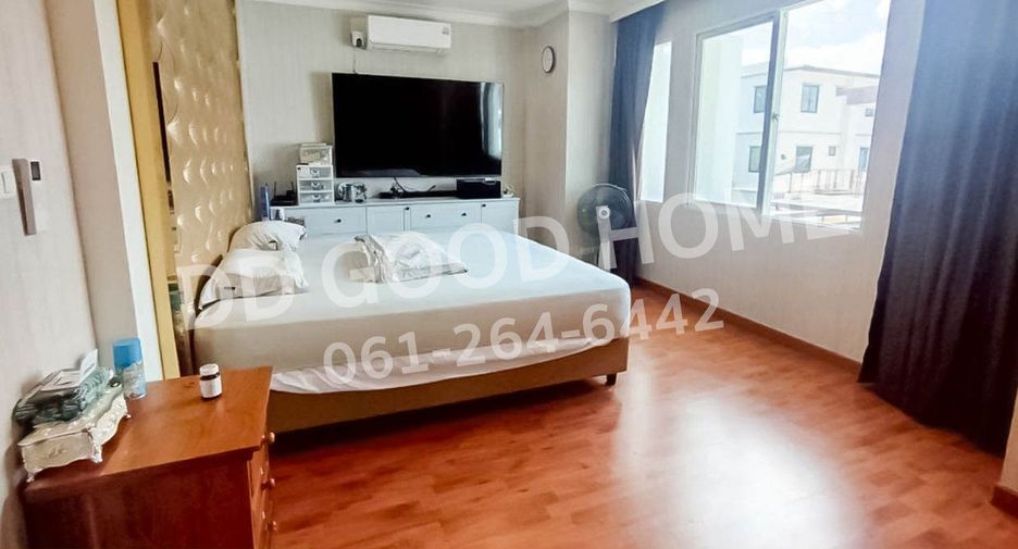 Casa en venta de 4 habitaciones en Bang Kruai, Nonthaburi