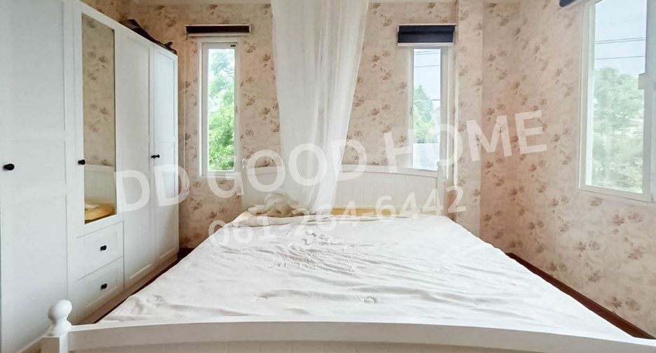 Casa en venta de 4 habitaciones en Bang Kruai, Nonthaburi