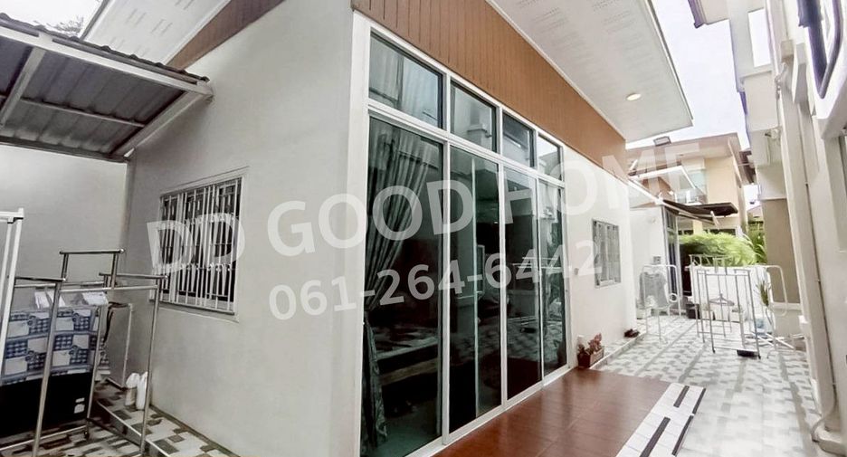 Casa en venta de 4 habitaciones en Bang Kruai, Nonthaburi
