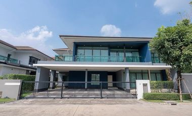 ให้เช่า และ ขาย 4 ห้องนอน บ้านเดี่ยว ใน บางกะปิ, กรุงเทพฯ