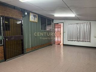 For rent 3 bedrooms house in Phaya Thai, Bangkok