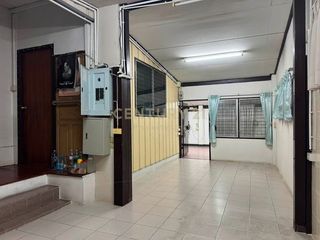For rent 3 bedrooms house in Phaya Thai, Bangkok