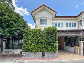 For sale 4 ベッドルーム townhouse 