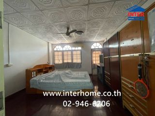 For sale 2 bedrooms townhouse in Bang Kapi, Bangkok