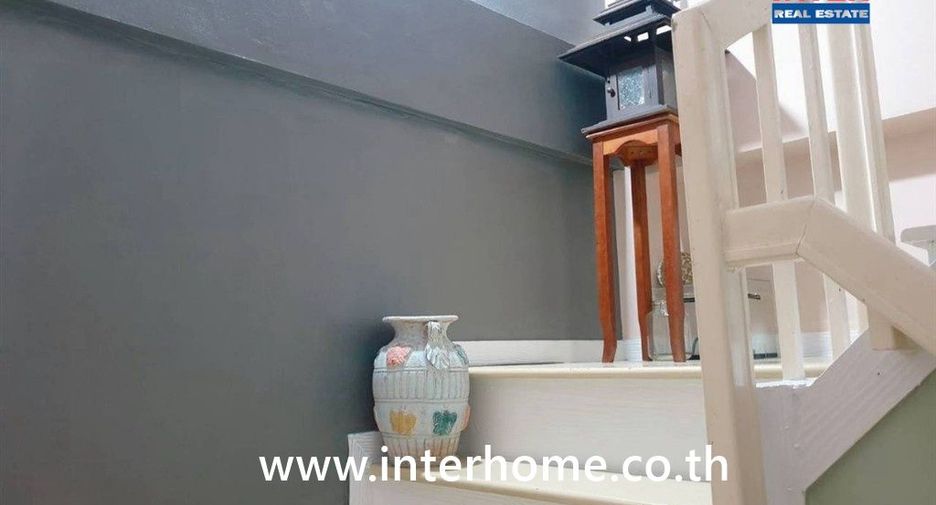 For sale 4 bedrooms townhouse in Bueng Kum, Bangkok