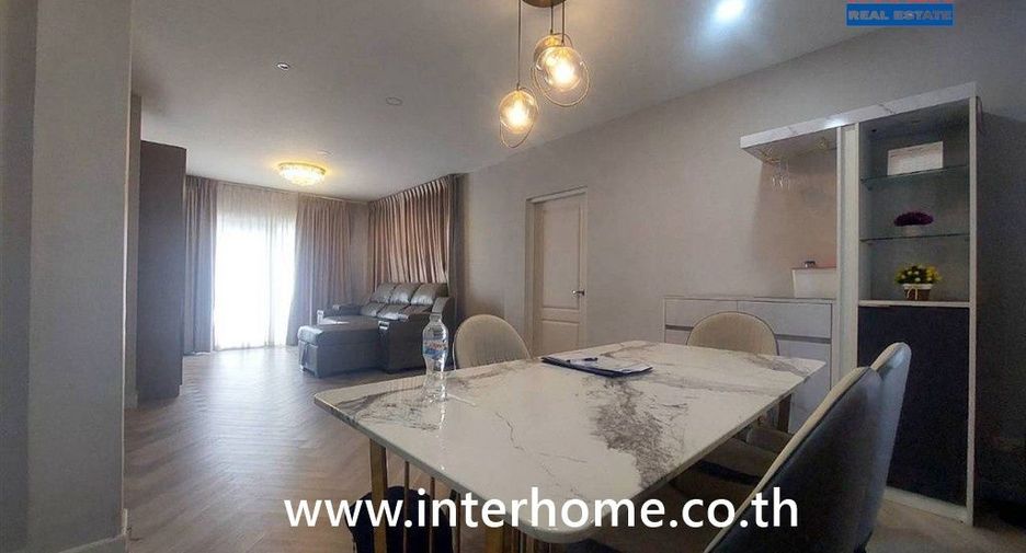 For sale 4 ベッドルーム house in Bang Phli, Samut Prakan