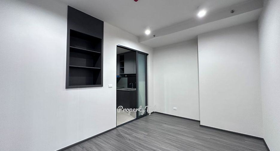 À vendre 2 chambres condo à Khlong Toei, Bangkok