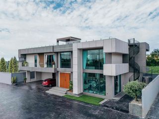 Villa zum Kauf mit 5 Zimmer in Bang Lamung, Chonburi
