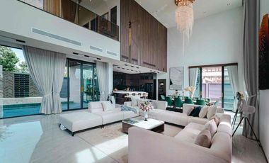 À vendre 5 chambres villa à Bang Lamung, Chonburi