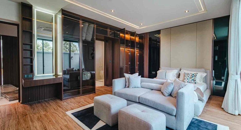 À vendre 5 chambres villa à Bang Lamung, Chonburi