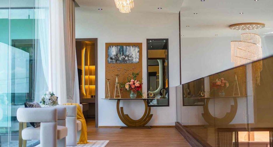 À vendre 5 chambres villa à Bang Lamung, Chonburi