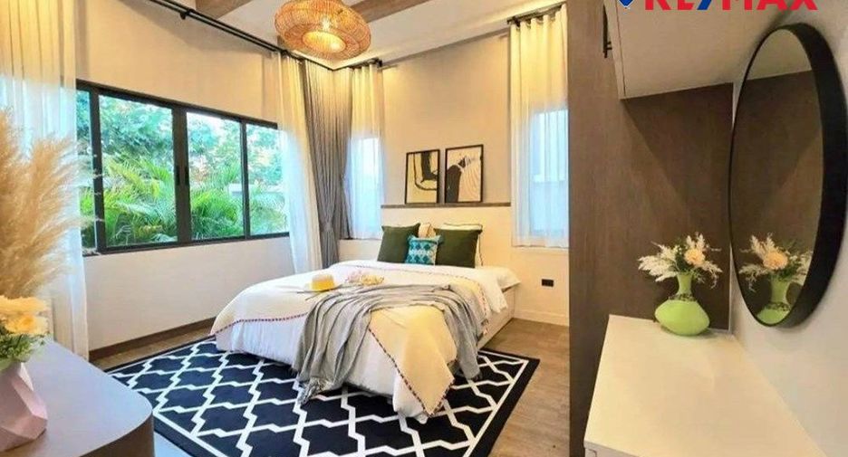 Haus zum Kauf mit 3 Zimmer in Bang Lamung, Chonburi