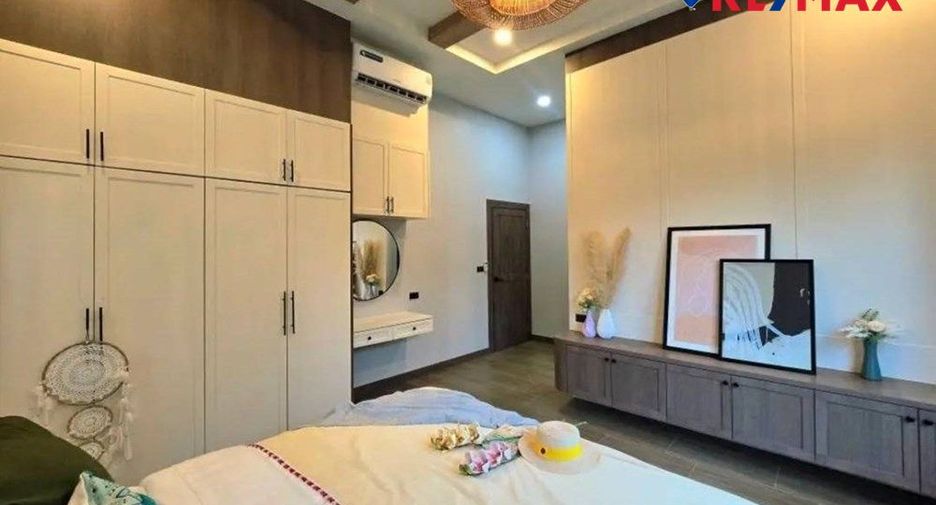 Haus zum Kauf mit 3 Zimmer in Bang Lamung, Chonburi