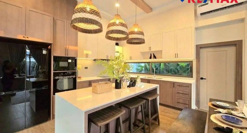 Haus zum Kauf mit 3 Zimmer in Bang Lamung, Chonburi