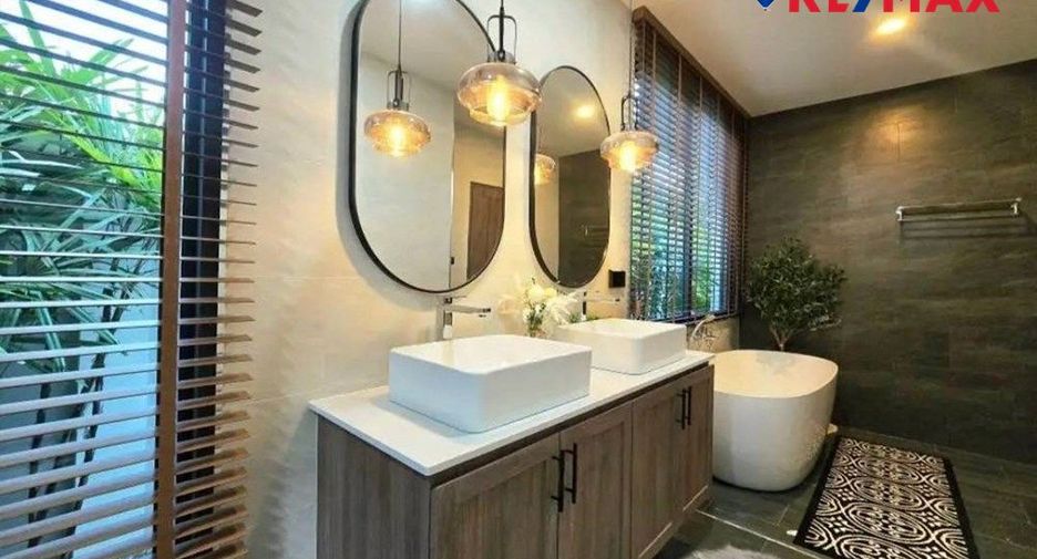 Haus zum Kauf mit 3 Zimmer in Bang Lamung, Chonburi