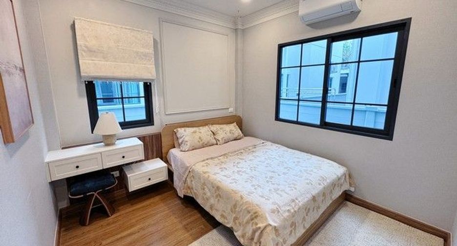 À louer 4 chambres maison à Bang Phli, Samut Prakan