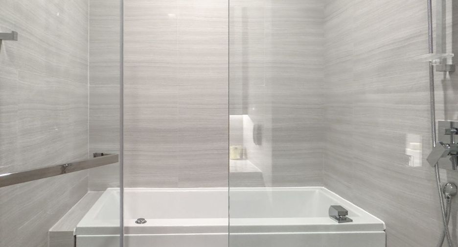 For rent 2 ベッドルーム condo in Watthana, Bangkok
